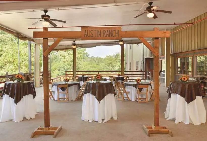 Отель Hilton Dfw Lakes Executive Conference Center