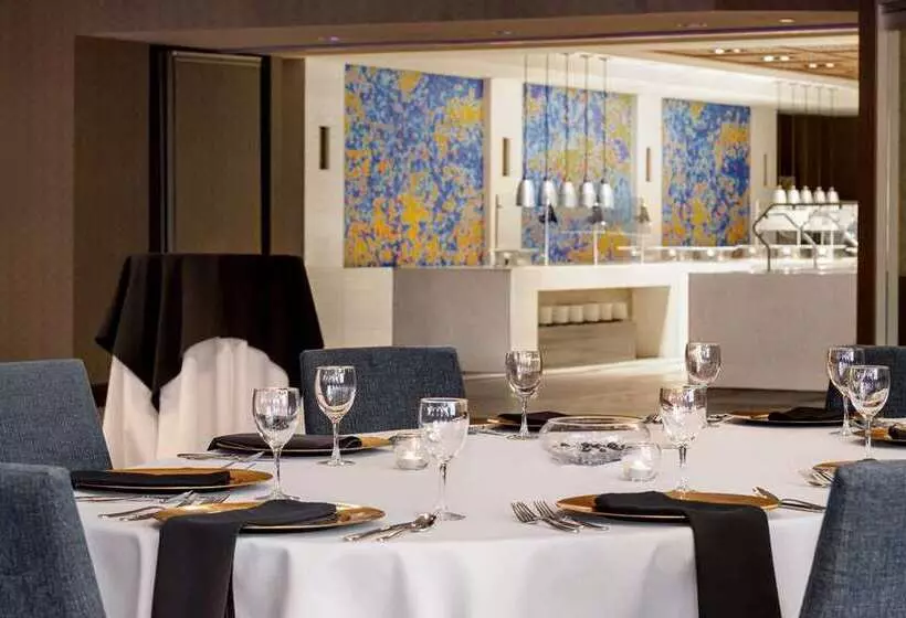 Отель Hilton Dfw Lakes Executive Conference Center