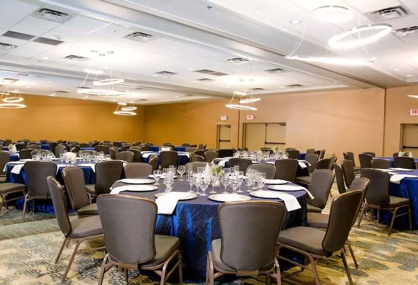 ホテル Holiday Inn And Suites Phoenix Airport North, An Ihg