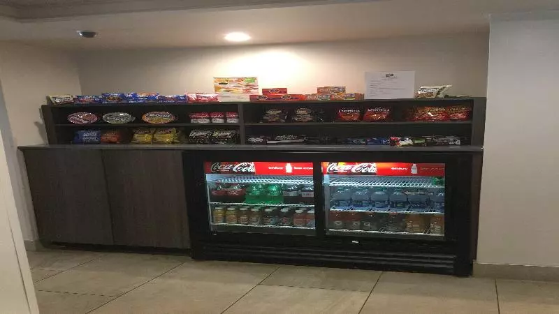 Holiday Inn Hotel Atlanta Northlake, A Full Service