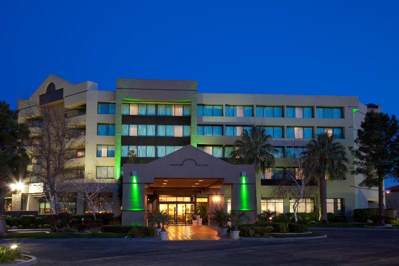 هتل Holiday Inn Palmdale Lancaster, An Ihg
