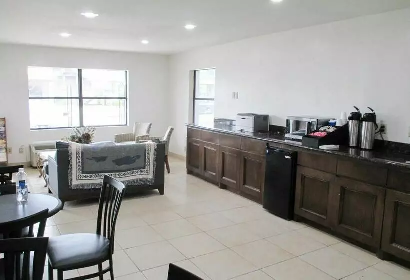 Motel 6 Lake Charles On The Bayou