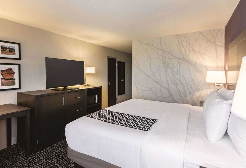 هتل La Quinta By Wyndham Colorado Springs North