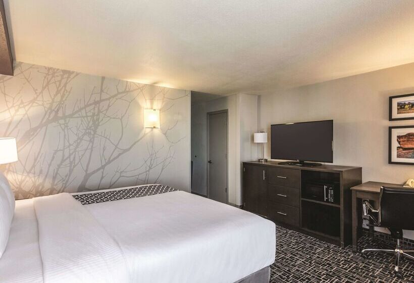 هتل La Quinta By Wyndham Colorado Springs North