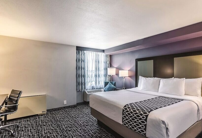 هتل La Quinta By Wyndham Colorado Springs North