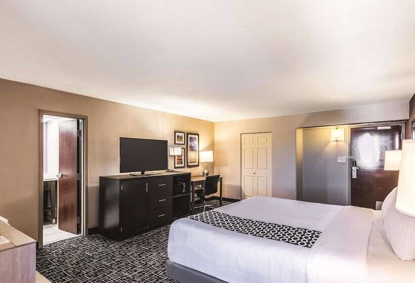 هتل La Quinta By Wyndham Colorado Springs North