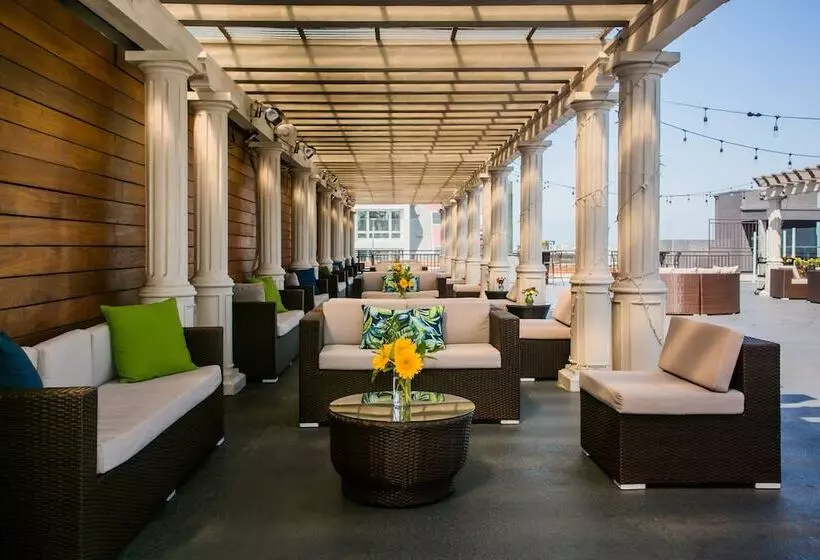 Porto Vista Hotel In Little Italy