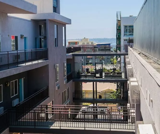 Porto Vista Hotel In Little Italy