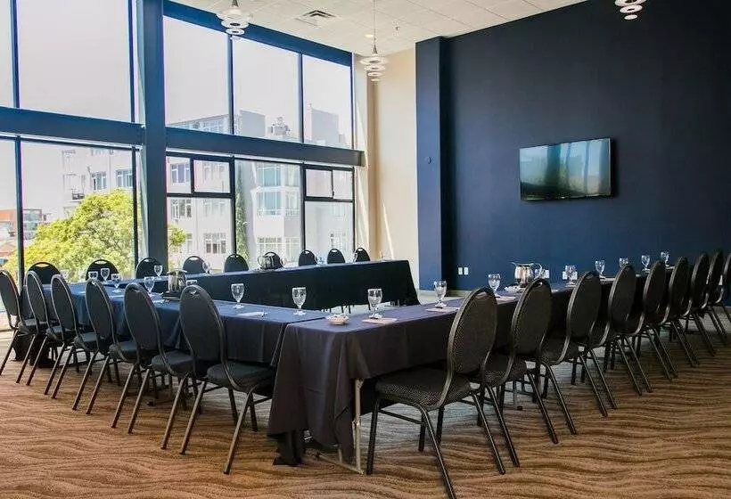 Porto Vista Hotel In Little Italy