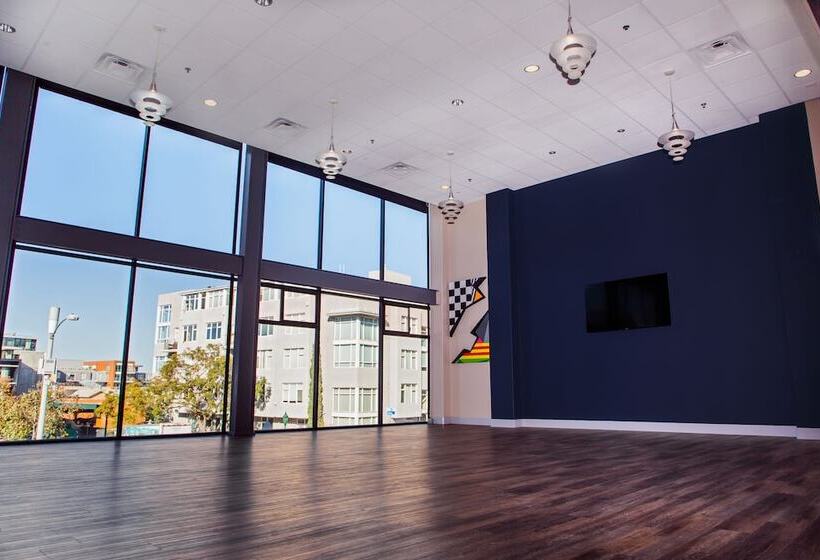 Porto Vista Hotel In Little Italy