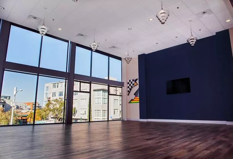 Porto Vista Hotel In Little Italy