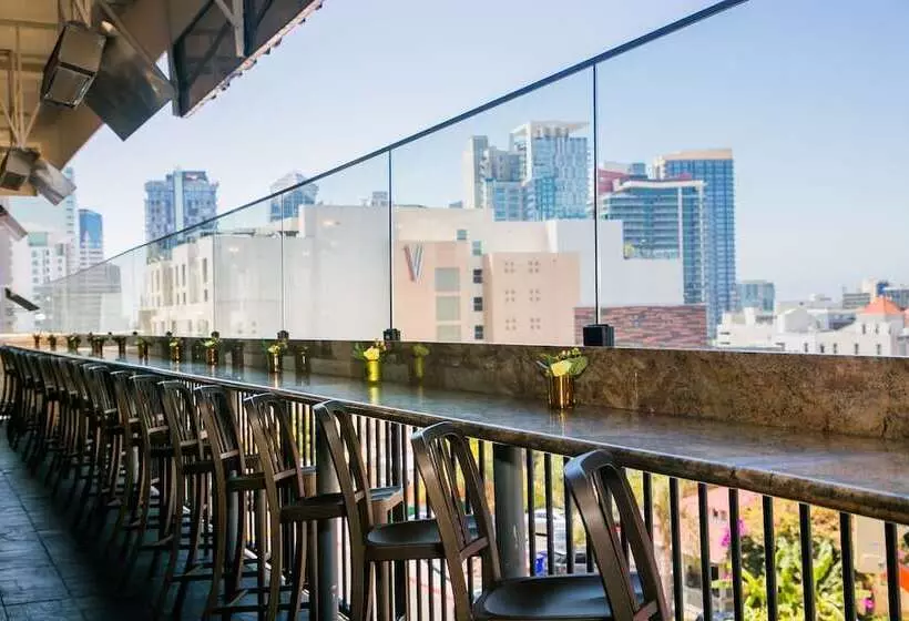 Porto Vista Hotel In Little Italy