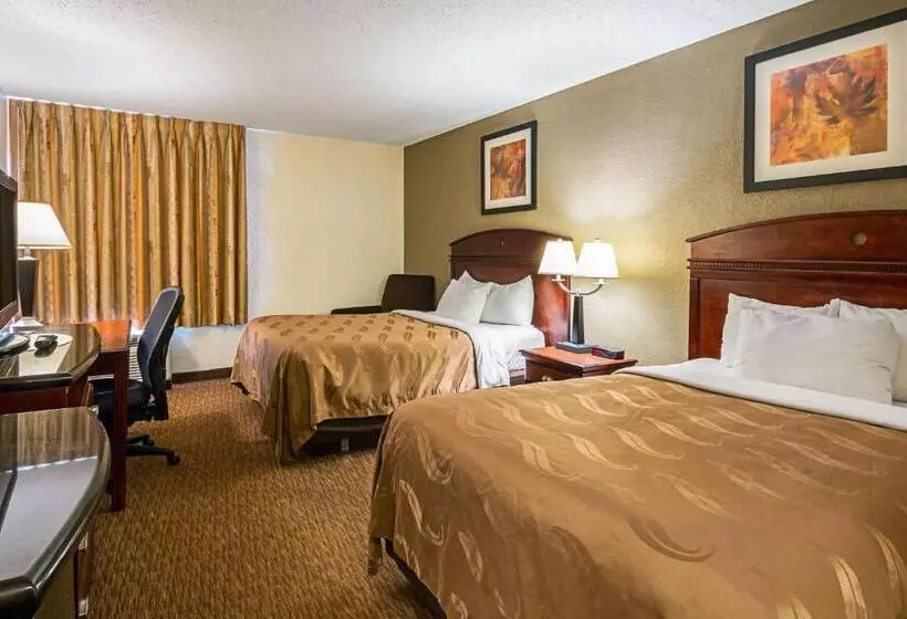 فندق Quality Inn
