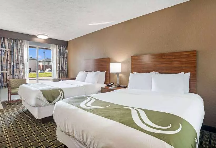 Szálloda Quality Inn