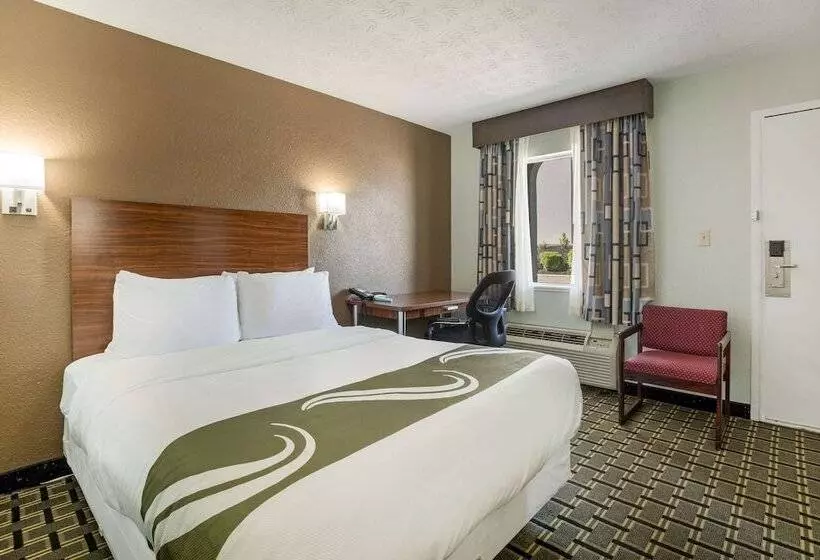 Szálloda Quality Inn