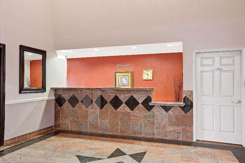 فندق Super 8 By Wyndham Galveston