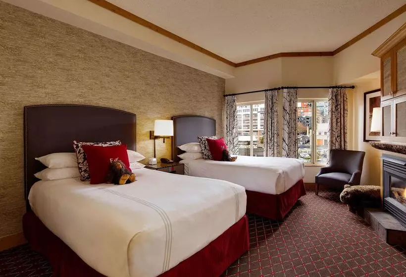 Отель The Edgewater, A Noble House