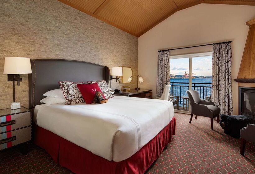 هتل The Edgewater, A Noble House