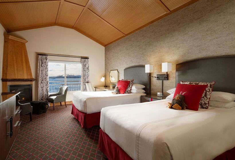 هتل The Edgewater, A Noble House