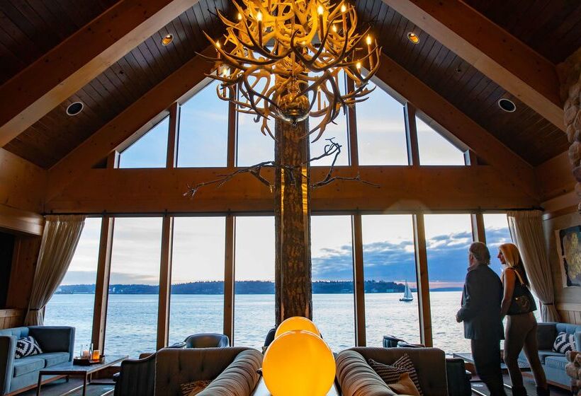 هتل The Edgewater, A Noble House