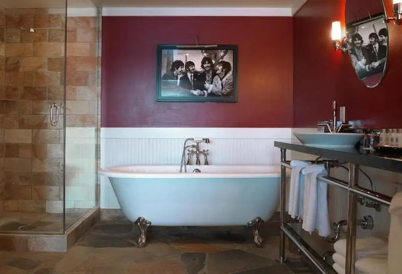 Hotelli The Edgewater, A Noble House
