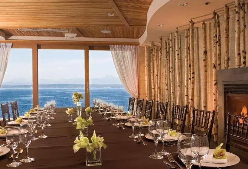 Hotelli The Edgewater, A Noble House