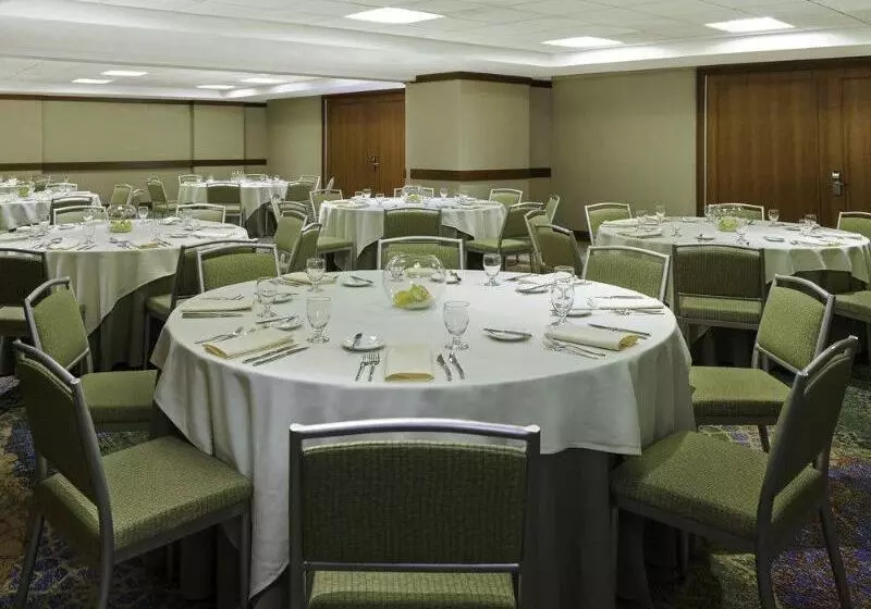 هتل The Westin Tampa Bay