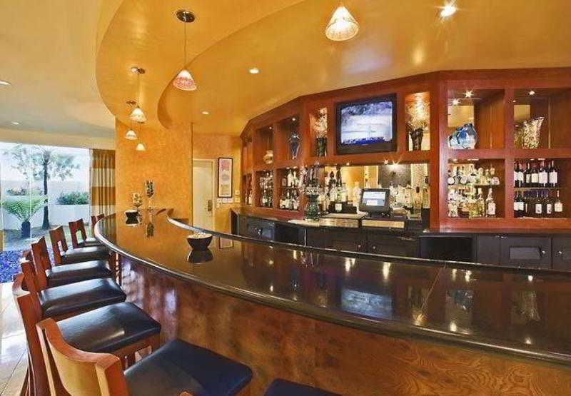 هتل Ventura Beach Marriott