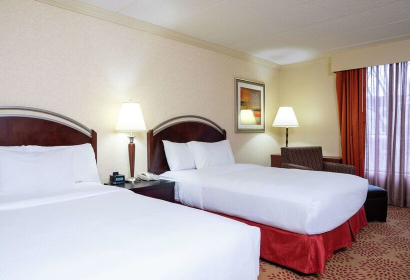 Doubletree By Hilton Hotel Grand Rapids Airport