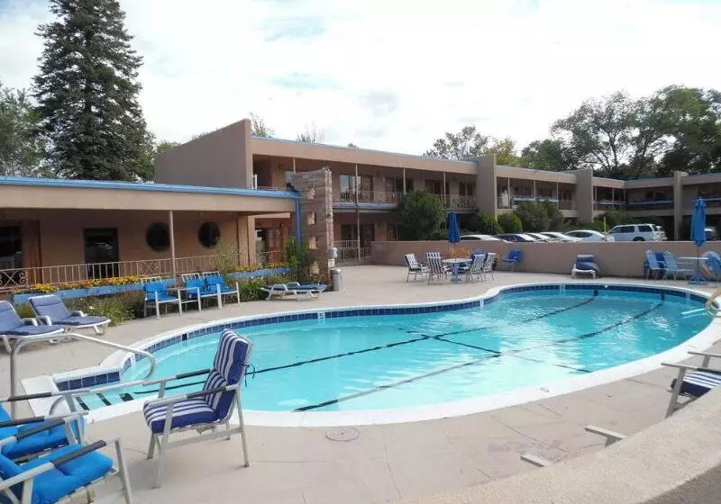 El Sendero Inn, Ascend Hotel Collection