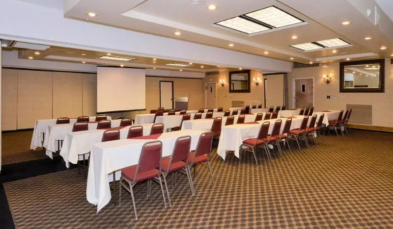 Otel Amarillo Inn & Suites