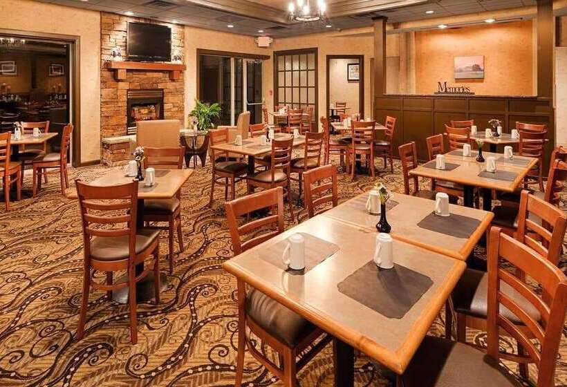 هتل Baymont Inn & Suites