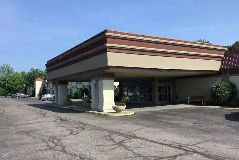 فندق Baymont Inn & Suites