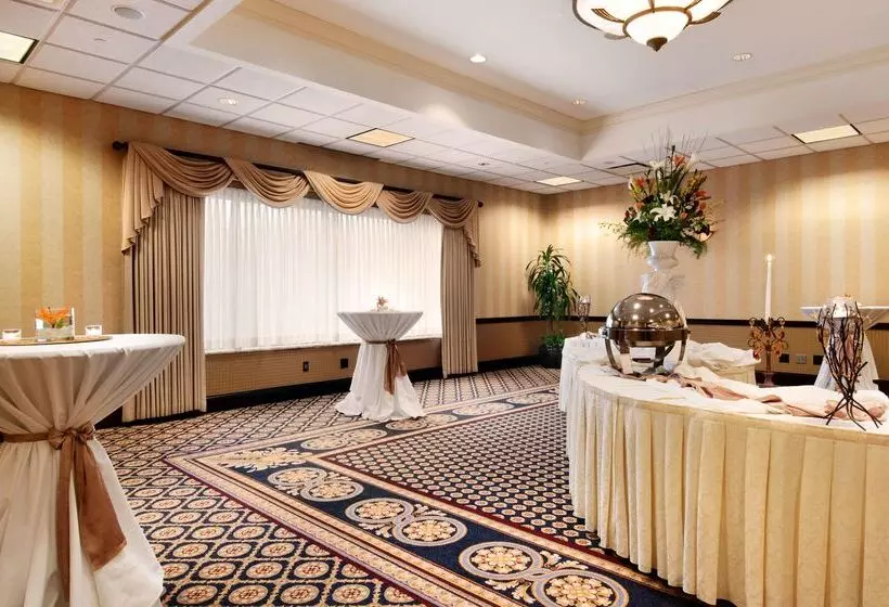 Szálloda Doubletree By Hilton Lisle Naperville