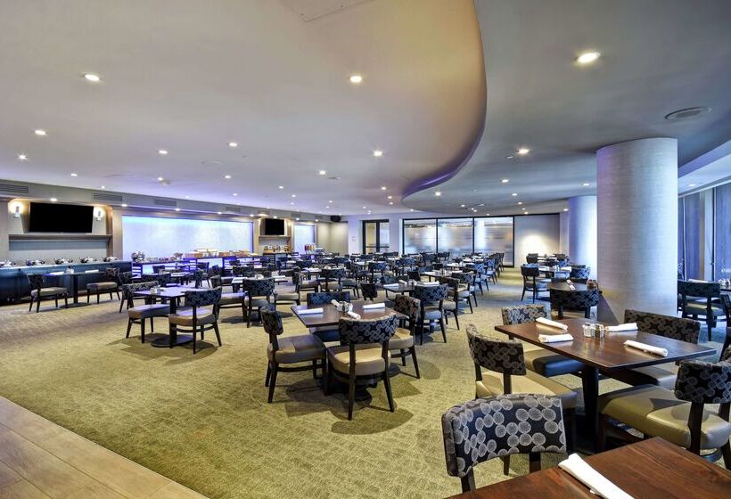 Doubletree By Hilton Hotel Pleasanton At The Club