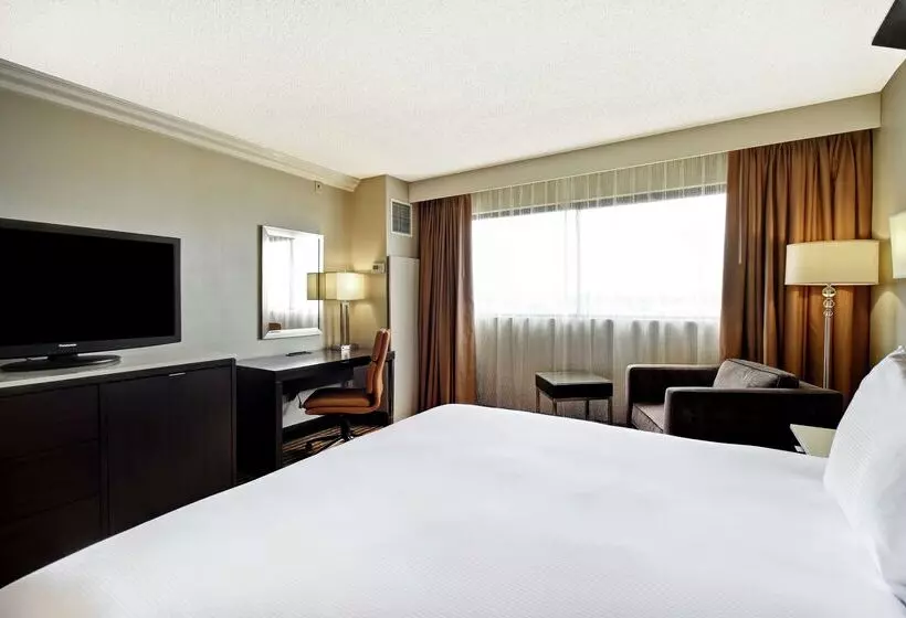 Doubletree By Hilton Hotel Pleasanton At The Club