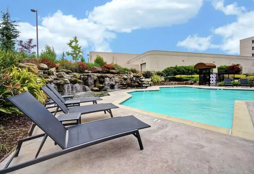 Doubletree By Hilton Hotel Pleasanton At The Club