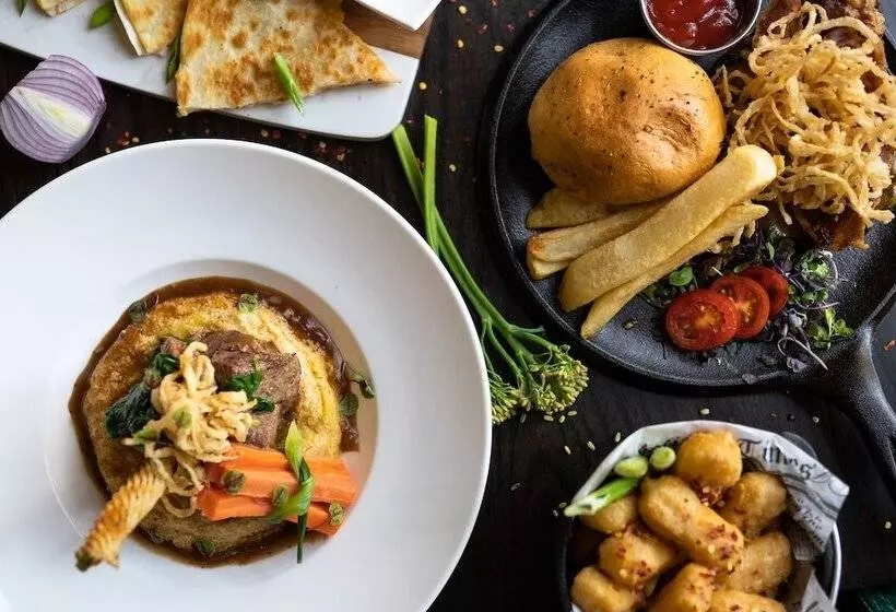 فندق Doubletree Suites By Hilton Charlotte Southpark