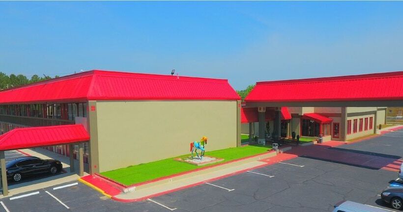 בית מלון כפרי Fairbridge Inn Express Perry