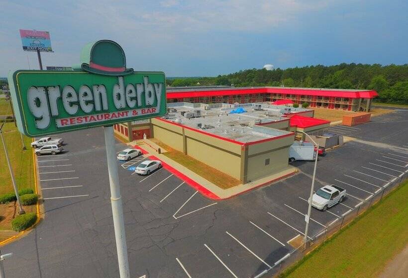 בית מלון כפרי Fairbridge Inn Express Perry