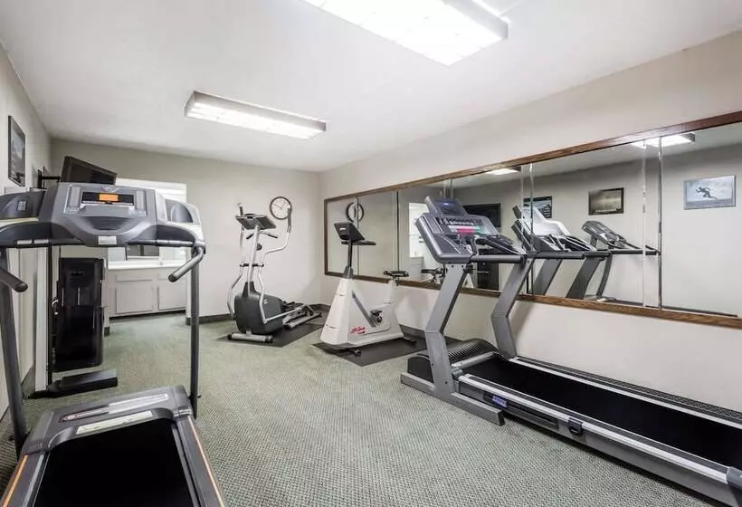 호텔 Fairbridge Inn Express Perry