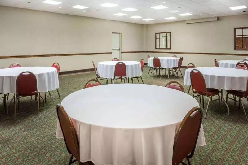 호텔 Fairbridge Inn Express Perry