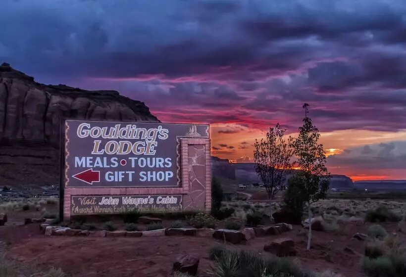 Отель Goulding's Lodge