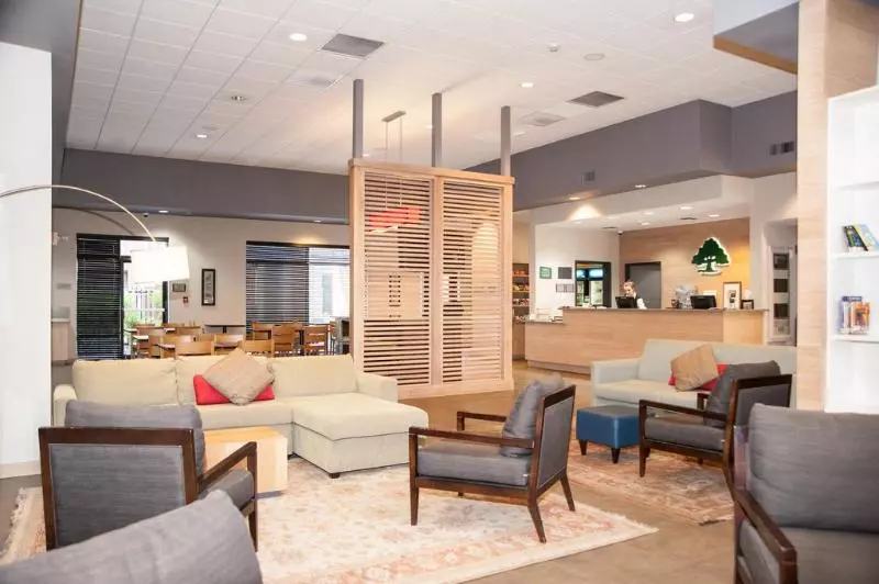 فندق Greentree Inn & Suites Phoenix Sky Harbor