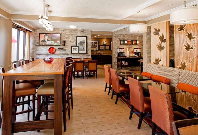 Отель Hampton Inn Atlantanorthlake