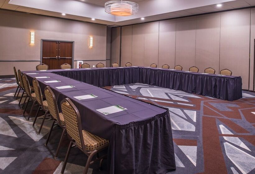 בית מלון כפרי Holiday Inn Auburn Finger Lakes Region, An Ihg