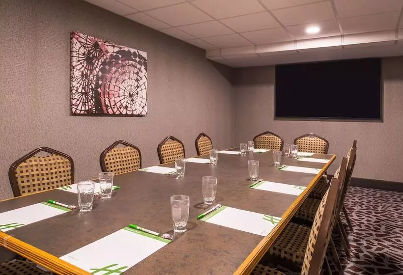 Otel Holiday Inn Auburn Finger Lakes Region, An Ihg