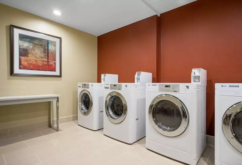 בית מלון כפרי Holiday Inn Manitowoc By Ihg