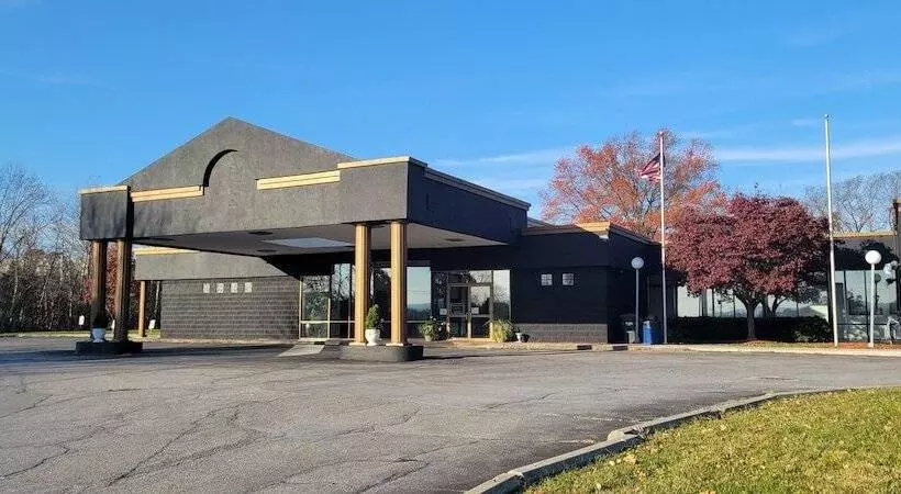 Отель Newburgh Inn