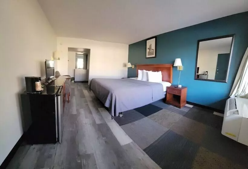 Отель Newburgh Inn